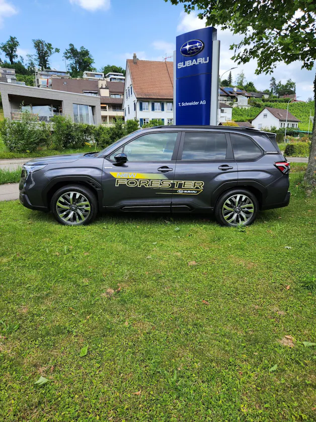 Subaru Forester Station 2.0i e-Boxer Luxury