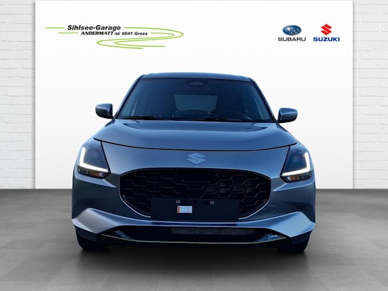 First vehicle image