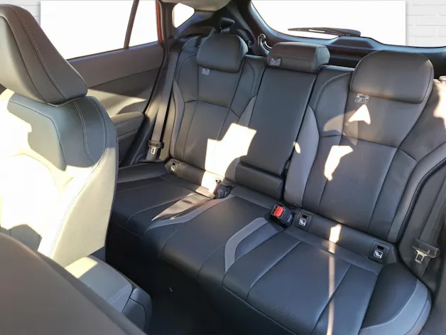 Subaru Crosstrek 2.0i e-Boxer Luxury