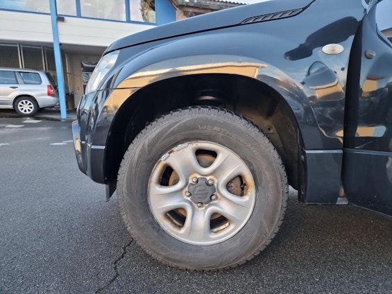 Vehicle image 13 Vehicle image 13