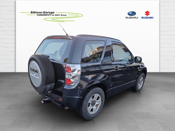 Vehicle image 5 Vehicle image 5