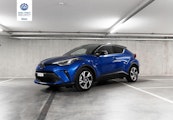 First vehicle image