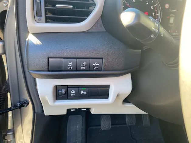 Suzuki Swift 1.2 1st Edition Top Hybrid 4x4