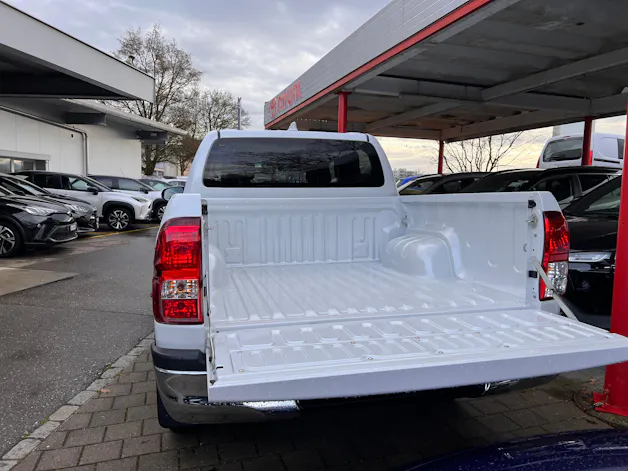 Toyota Hilux Double Cab.-Pick-up 2.4 D-4D 150 Style