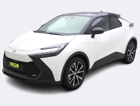 First vehicle image