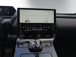 Toyota 11 kW Premium AWD