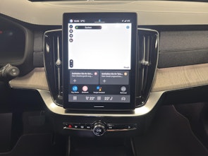 Vehicle image VOLVO XC90 2.0 T8 TE Ultra Dark eAWD