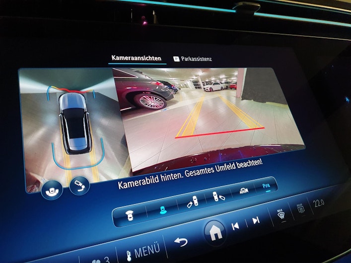 Vehicle image MERCEDES-BENZ E 220