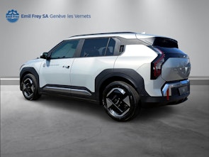 Vehicle image KIA EV3 81 kWh Earth