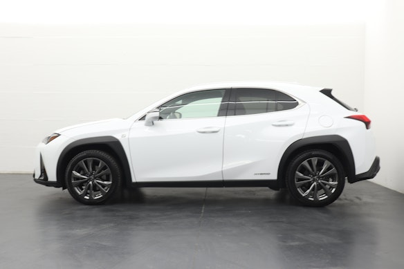 LEXUS UX 250h F-Sport 3