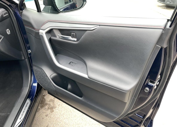 Vehicle image 15 Vehicle image 15