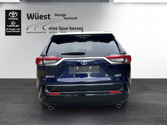 Vehicle image 3 Vehicle image 3