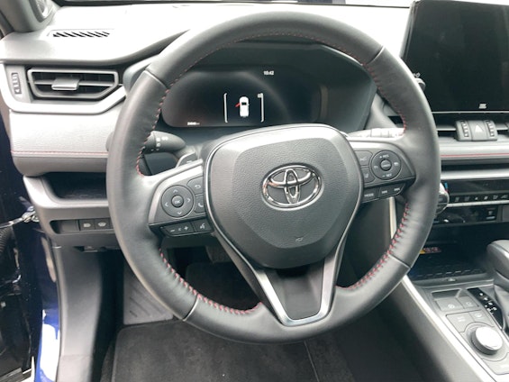 Vehicle image 9 Vehicle image 9