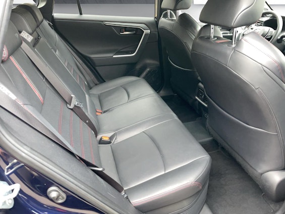 Vehicle image 13 Vehicle image 13