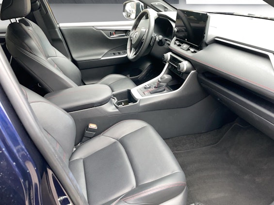 Vehicle image 14 Vehicle image 14