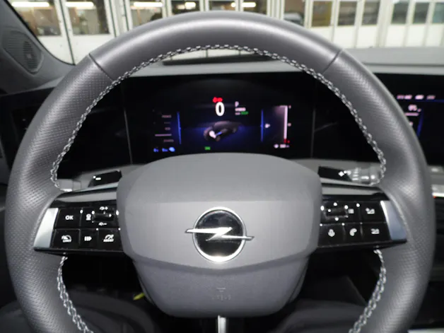 Opel Astra Sports Tourer 1.6 T PHEV 225 GSe