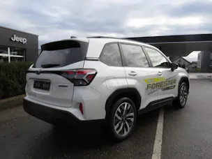 Subaru Forester Station 2.0i e-Boxer Luxury