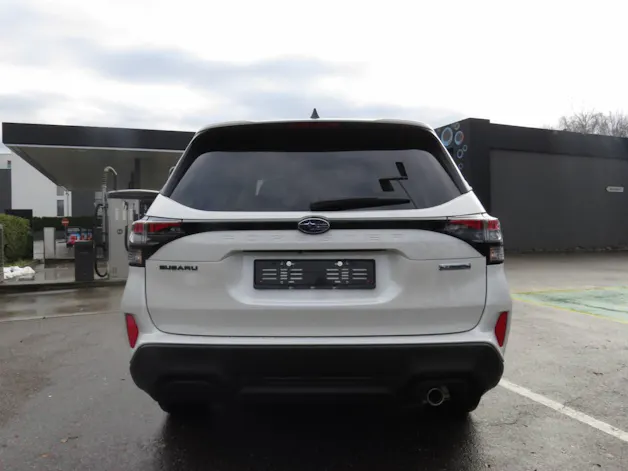 Subaru Forester Station 2.0i e-Boxer Luxury