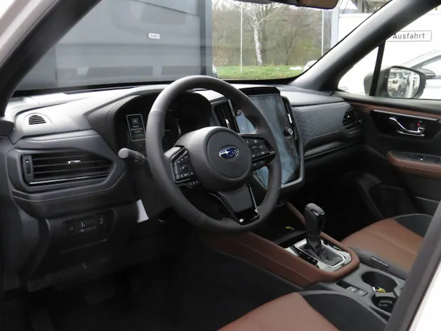 Subaru Forester Station 2.0i e-Boxer Luxury