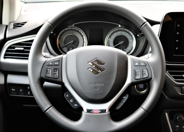 Vehicle image 4 Vehicle image 4