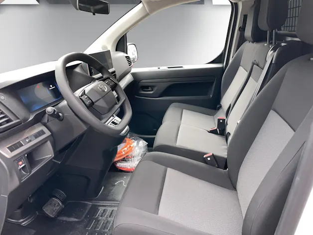 Toyota PROACE Van L1 75KWh Advanced