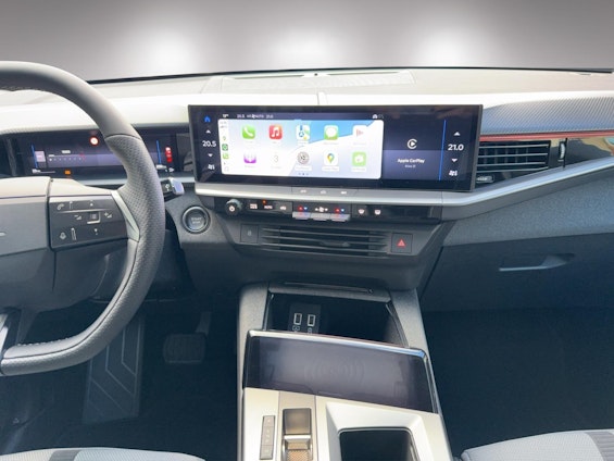 Vehicle image 9 Vehicle image 9