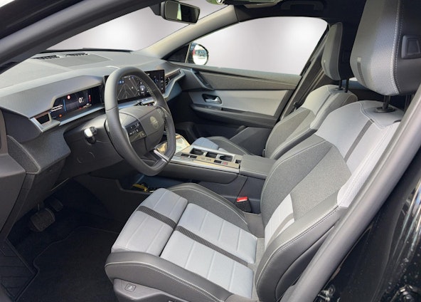 Vehicle image 29 Vehicle image 29