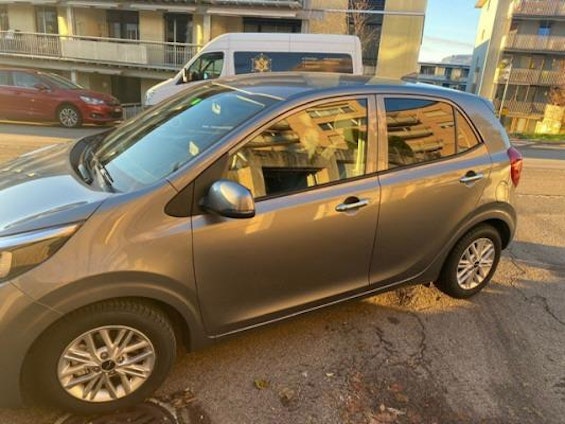 Vehicle image 5 Vehicle image 5