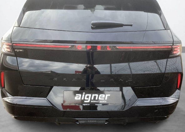 Vehicle image 8 Vehicle image 8