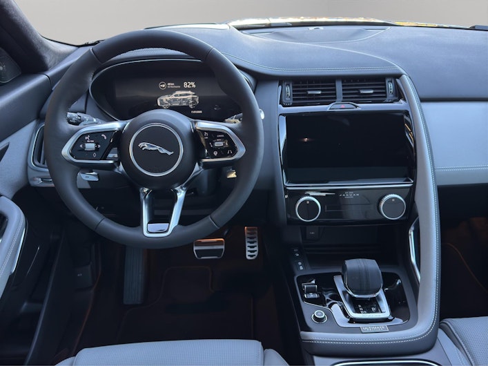 Vehicle image JAGUAR E-PACE
