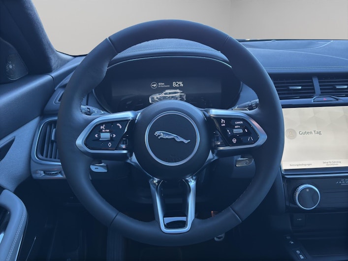 Vehicle image JAGUAR E-PACE
