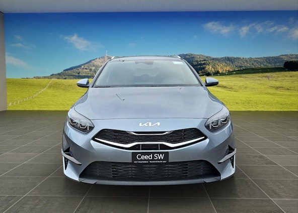 Vehicle image 7 Vehicle image 7