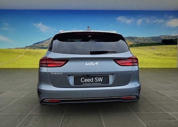 Vehicle image 21 Vehicle image 21