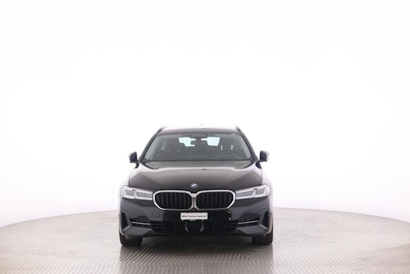 BMW 530d xDrive Touring 0
