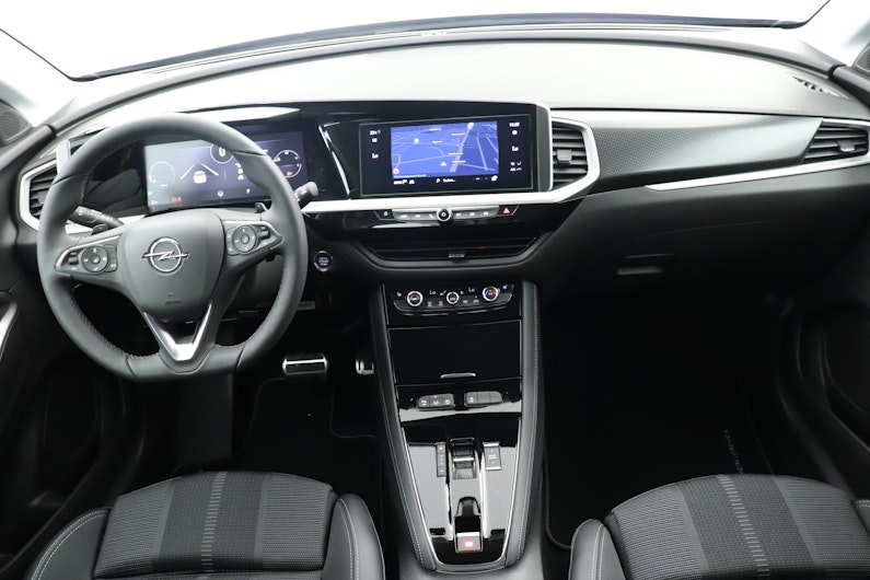 Vehicle image OPEL GRANDLAND