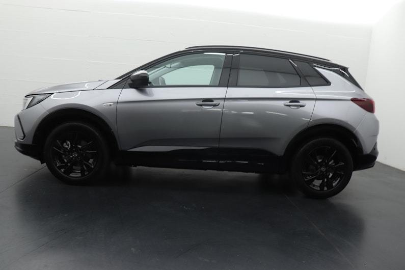 Vehicle image OPEL GRANDLAND