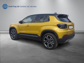 Vehicle image JEEP Avenger Summit