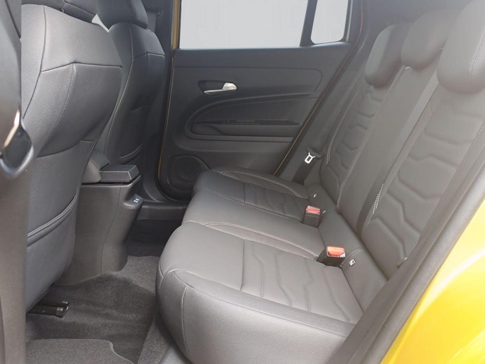 Vehicle image JEEP AVENGER