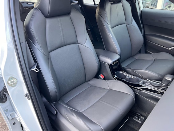 Vehicle image 14 Vehicle image 14