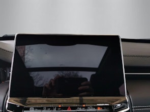 Vehicle image JEEP Compass 1.3 S 4xe