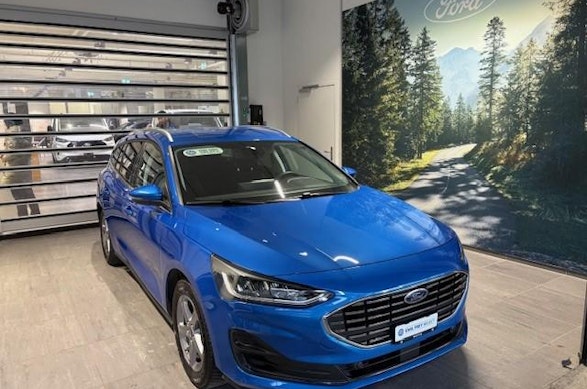 FORD Focus Station Wagon 1.0i EcoB Hybrid 125 Titanium X 0 FORD Focus Station Wagon 1.0i EcoB Hybrid 125 Titanium X 0