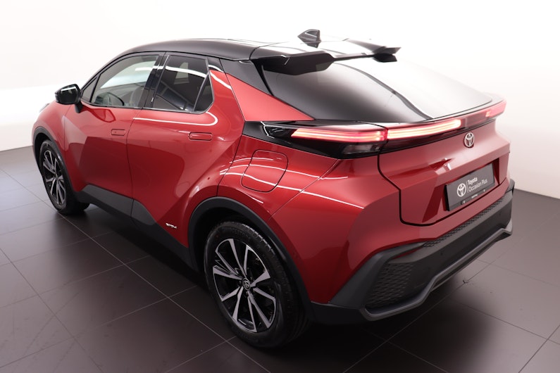 Vehicle image TOYOTA C-HR