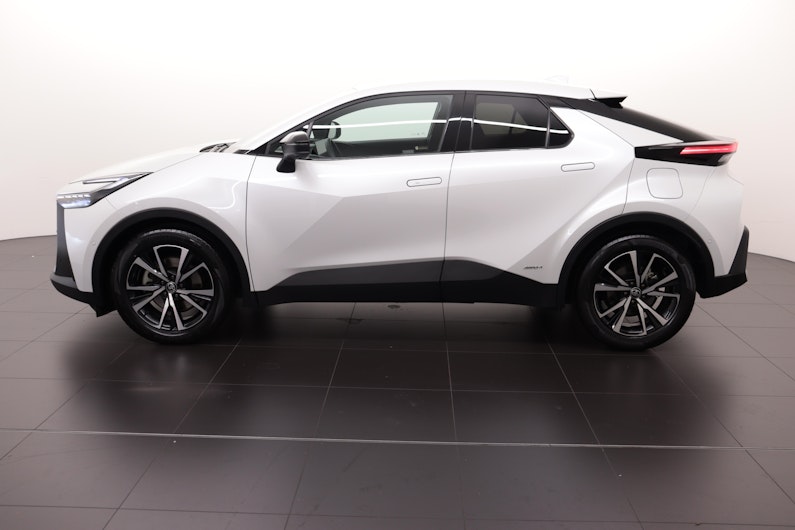 Vehicle image TOYOTA C-HR