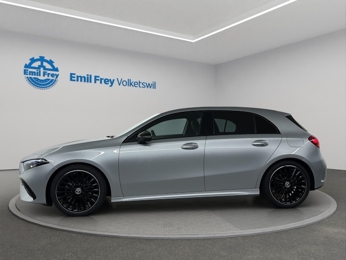 Vehicle image MERCEDES-BENZ A 200