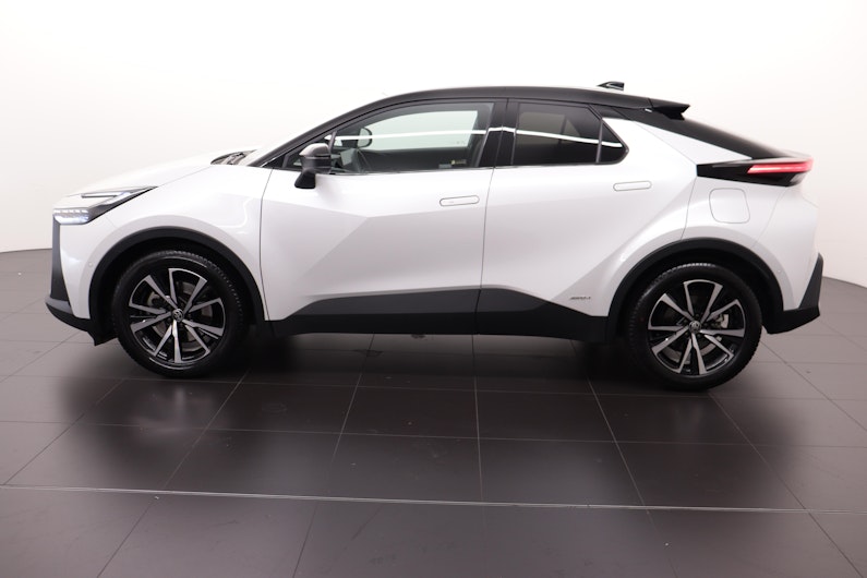Vehicle image TOYOTA C-HR