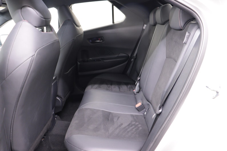 Vehicle image TOYOTA C-HR