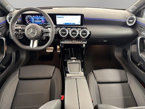 Vehicle image MERCEDES-BENZ A 220 AMG Line 4m