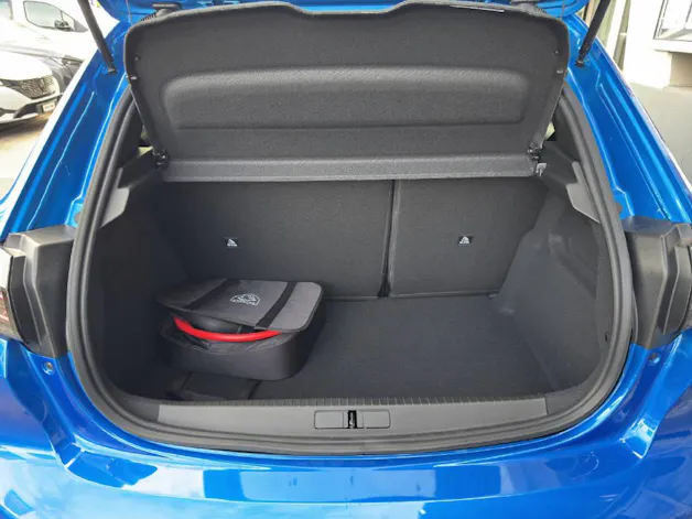 Peugeot 208 e-GT
