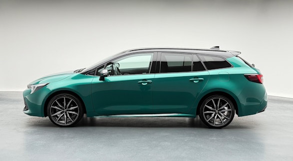 TOYOTA Corolla Touring Sports 2.0 HSD GR Sport 3