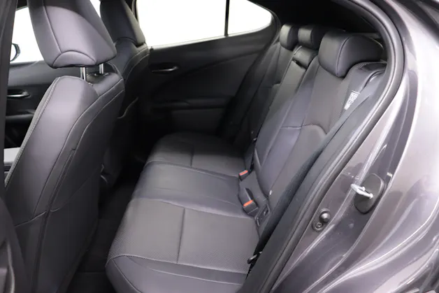 Lexus UX 250h Comfort